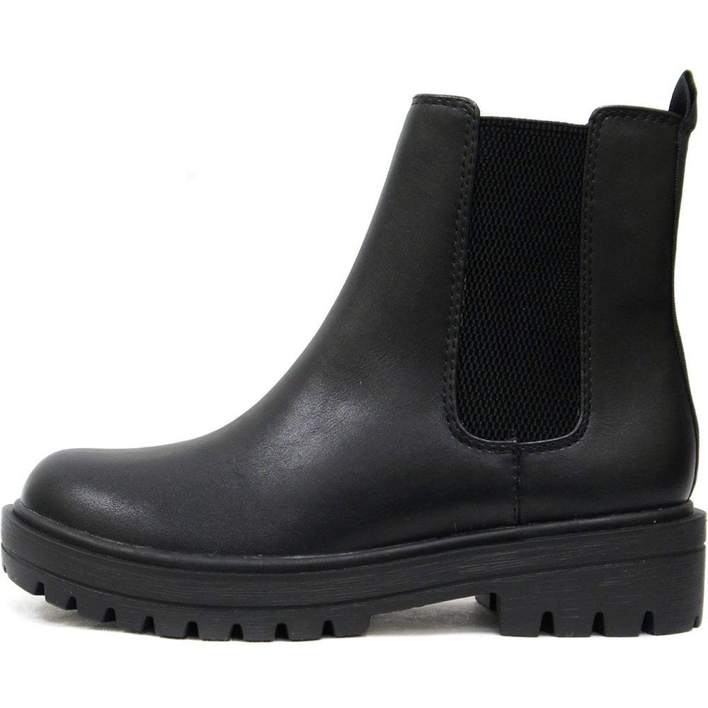 Soda Black Chelsea Lug Sole Ankle Boots